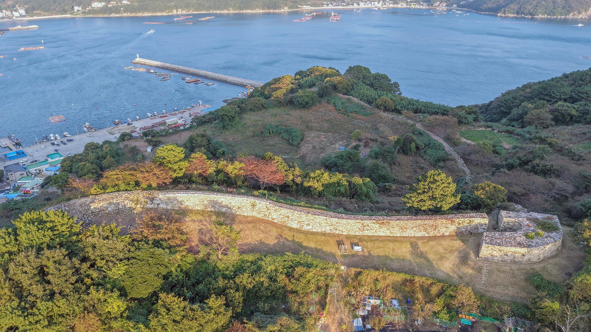 구조라성
